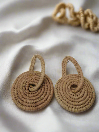Ashanti Embrace earring
