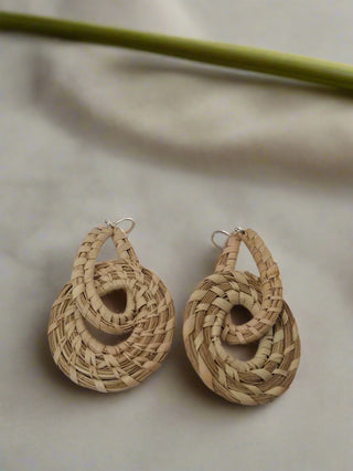 Ashanti Embrace earring