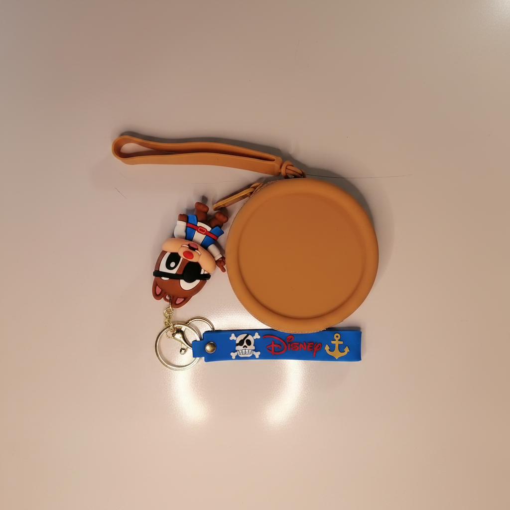 Disney Pirate Chip brown round purse set